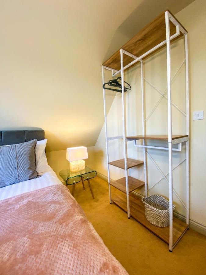 Kings Quarters Boutique Rooms Hartford  Dış mekan fotoğraf